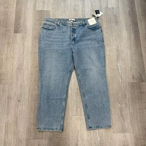 Abercrombie & Fitch Light Wash High Rise Dad Jeans - New - Size 20 Short